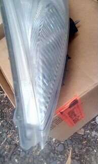 Правая фара Nissan Juke