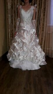 Платье свадебное 48 размера б/у
