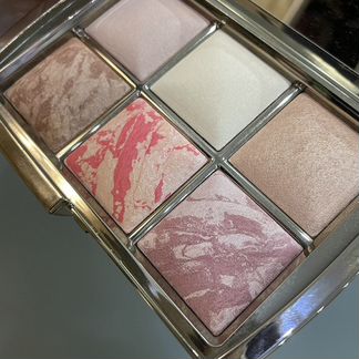 Hourglass для лица рождество 2020
