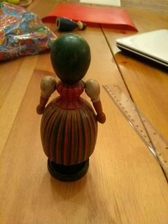 Кукла деревянная