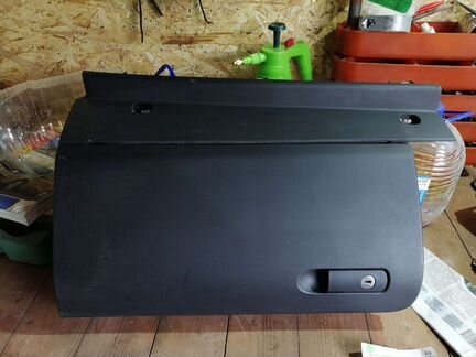 VW Touareg вещевой ящик 7P1857097AA21U