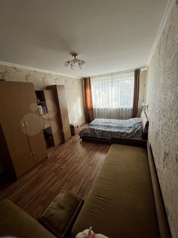 3-к. квартира, 70 м², 2/5 эт.