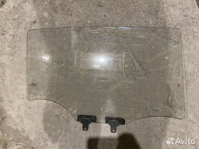 Стекло двери Kia Rio 4/Стекло двери Kia Rio X-Line