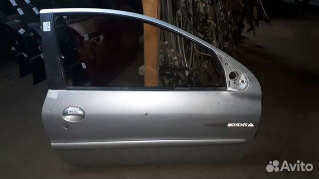 Peugeot 206 2003 дверь передняя