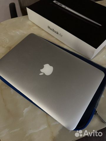 Apple MacBook Air 11 2011