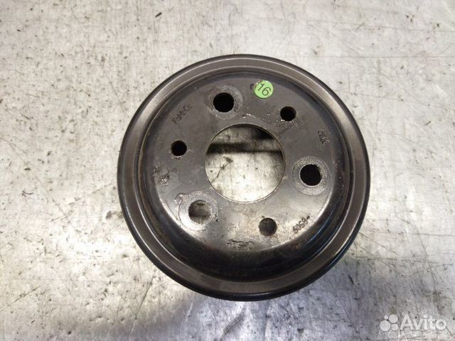 Шкив водяного насоса (помпы) Ford Focus 3 хетчбэк