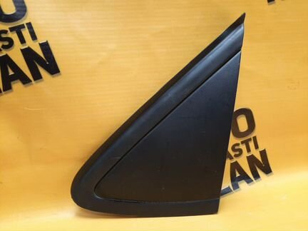 Накладка уголок левого зеркала Volkswagen Polo