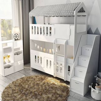 Кровать домик двухъярусный