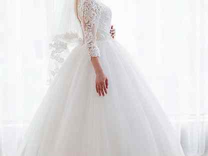 Пышное свадебное платье