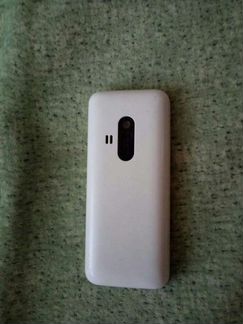 Два телефона nokia. 1) N8,2) кнопочный