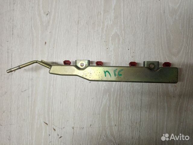 Рампа топливная Nissan almera N16