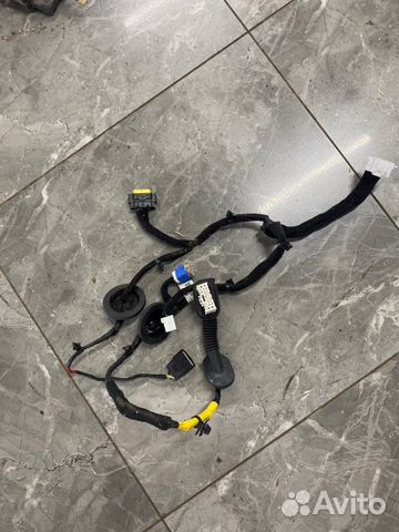 Проводка задняя левая Hyundai Genesis G80
