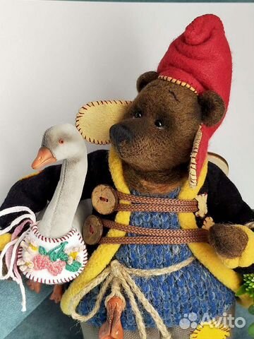 Интерьерный мишка с гусем