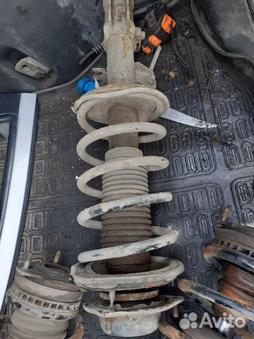 Передние стойки Hyundai Getz