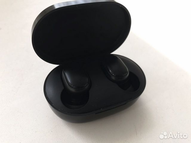 Беспроводные наушники airdots