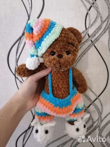 Плюшевый мишка вязаный крючком