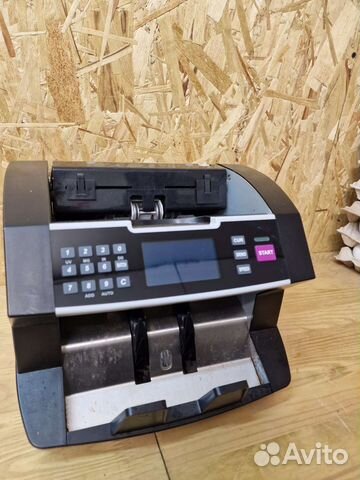 Счетная машинка денег