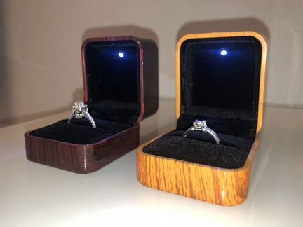 Футляр для кольца с подсветкой LED