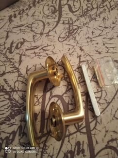 Дверная ручка