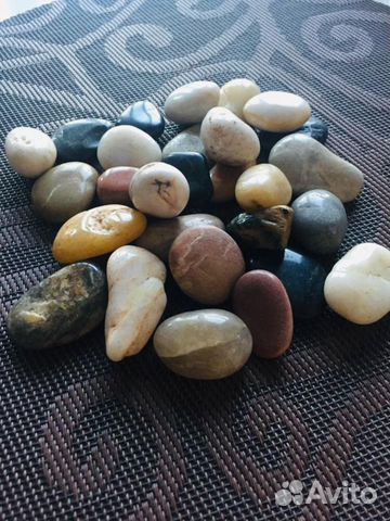 Декоративные камни (галька шлифованная 3х цветная