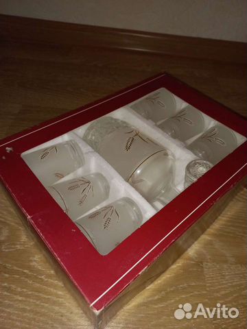 Набор графин со стопками