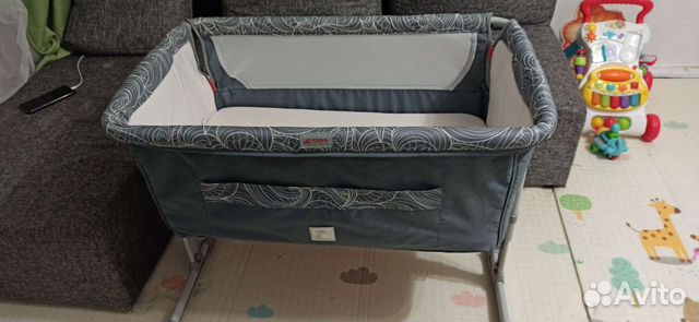 Кроватка для новорожденных