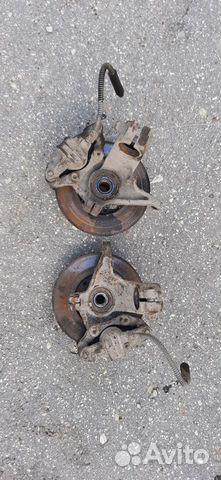 Кулак поворотный передний левый Peugeot 206 1.4