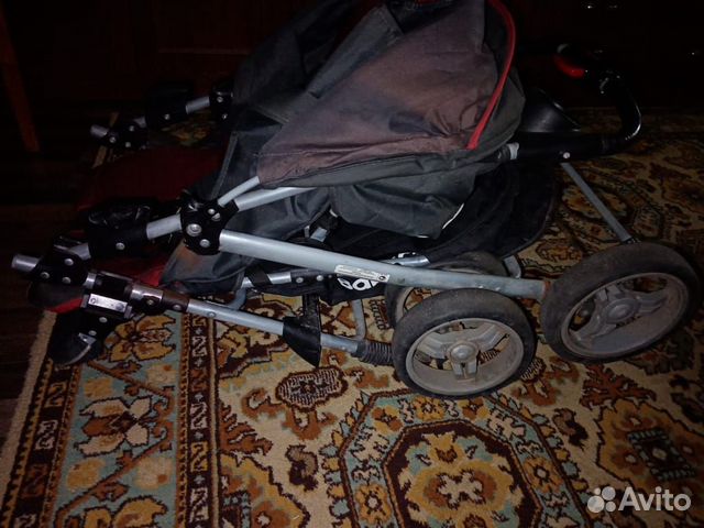 Коляска прогулочная