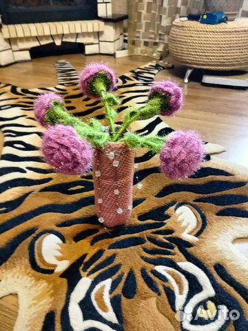 Букет с вазой вязаные