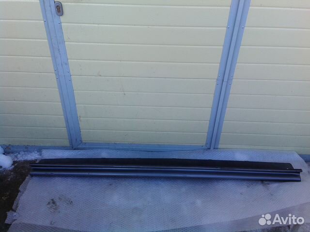 Киа Спортедж 1-накладка левого порога