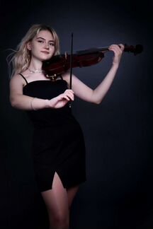 Скрипка на праздник