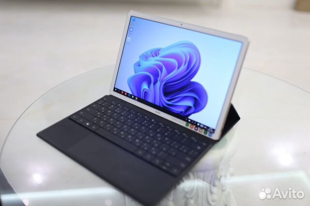 Huawei matebook E, Windows 11, 256 ssd