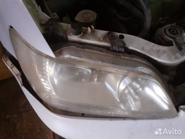 Mitsubishi lancer cedia фара