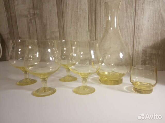 Желтое лимонное стекло СССР бокалы графин