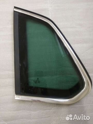 VW Tiguan 2 стекло боковины левое