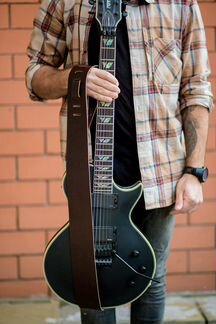 Кожаный ремень для гитары