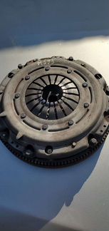 Маховик комплект сцепления VW Passat B6 2.0FSI