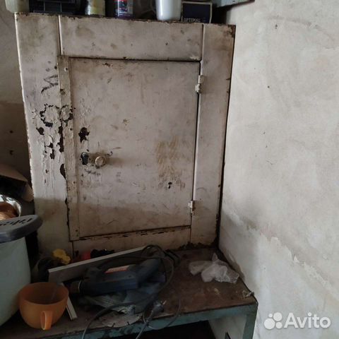 Сейф металлический 60*75*50