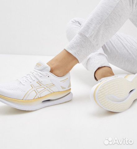 Новые кроссовки Asics Metaride White Pure Gold us9