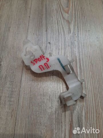 Крепление замка двери кронштейн Kia sportage 3 Пра