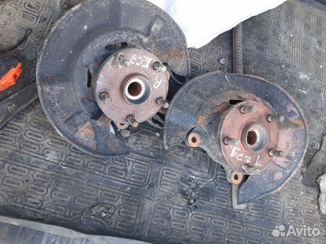 Кулак поворотный Geely Emgrand EC7