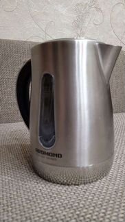 Чайник электрический Redmond RK-M153