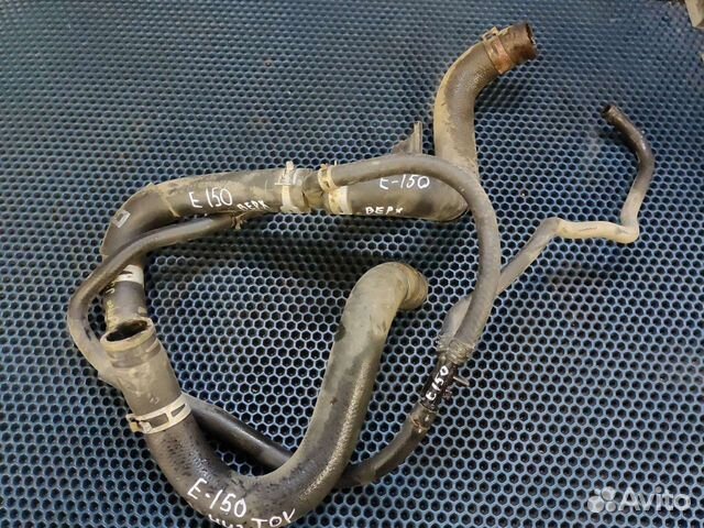 Патрубок радиатора Toyota Corolla e 150