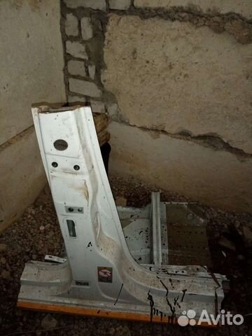 Средняя стойка volkswagen polo