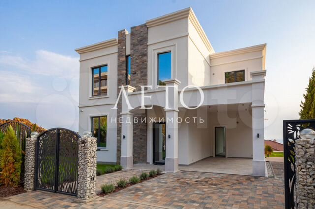 Дом 314 м² на участке 6 сот.