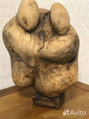 Фигура из массива дерева «Два борца»