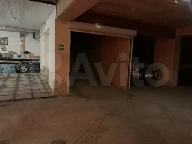 Машиноместо, 18 м²