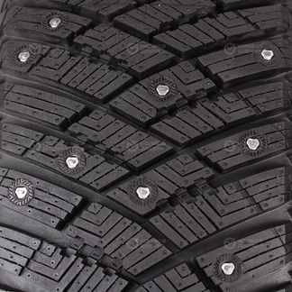 Goodyear Ultra Grip Ice Arctic 225/40 R18 92T