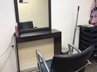 Парикмахерское кресло и рабочее место объявление продам