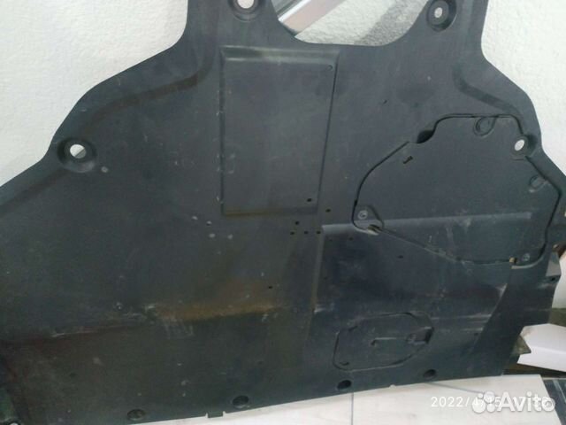 Пыльник двигателя mazda 3 BM